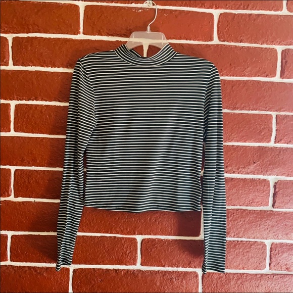 Dark Green Striped Turtle Neck - Picture 1 of 3